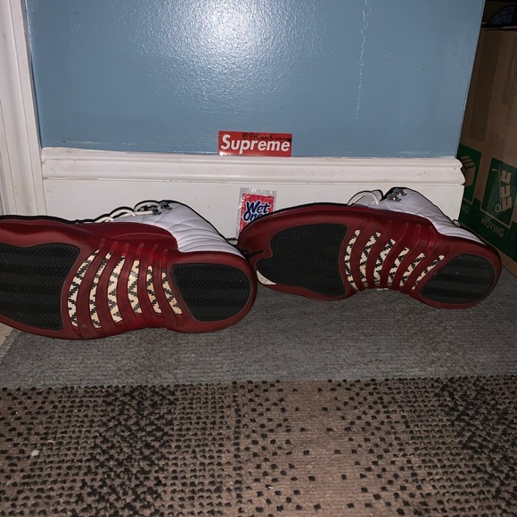 Jordan 12 ‘Cherry’ (2009) RARE sz 11SOLD - Picture 5 of 8